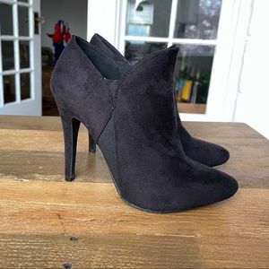 Black ankle boot heels
